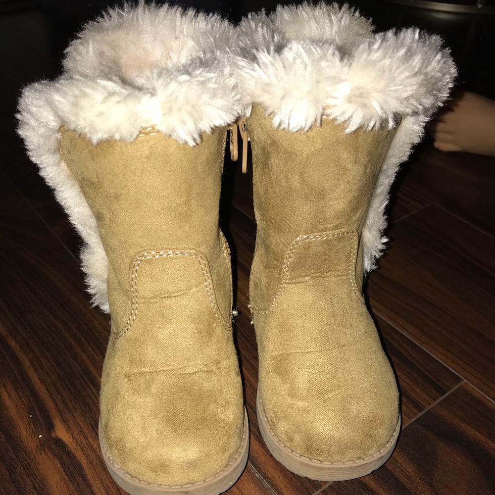 Cat and jack boots